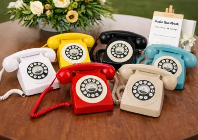Livre d’Or Audio avec téléphones rétro pour mariage